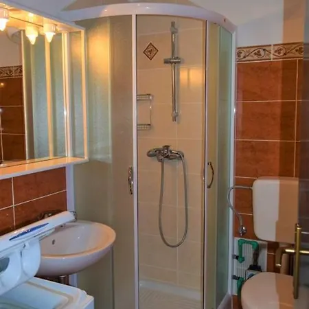 M I M شقة بوريتش